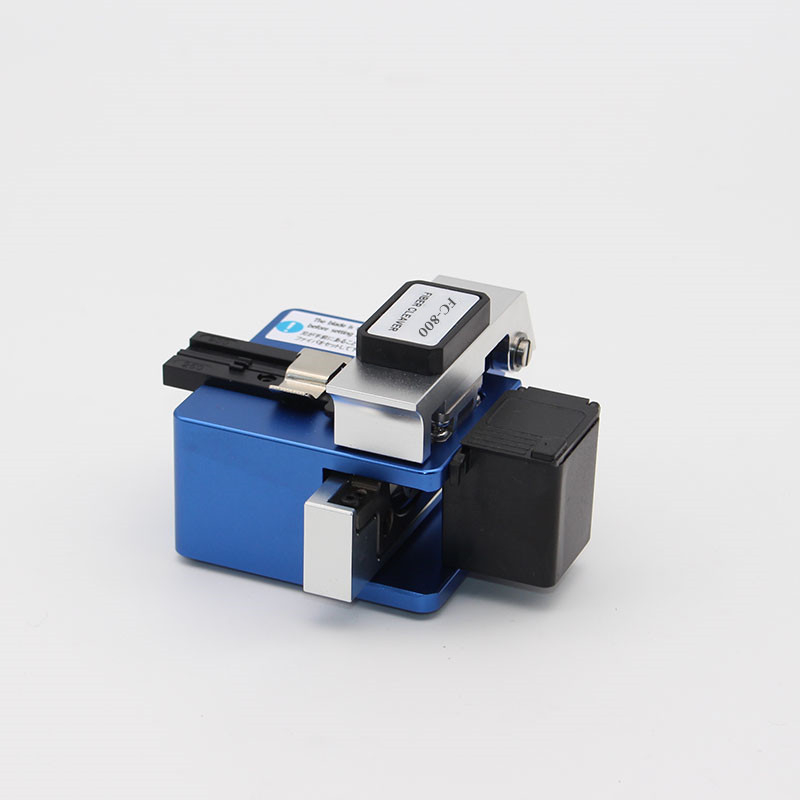 FC-800 Fiber Optic Cleaver with Scrap Collector