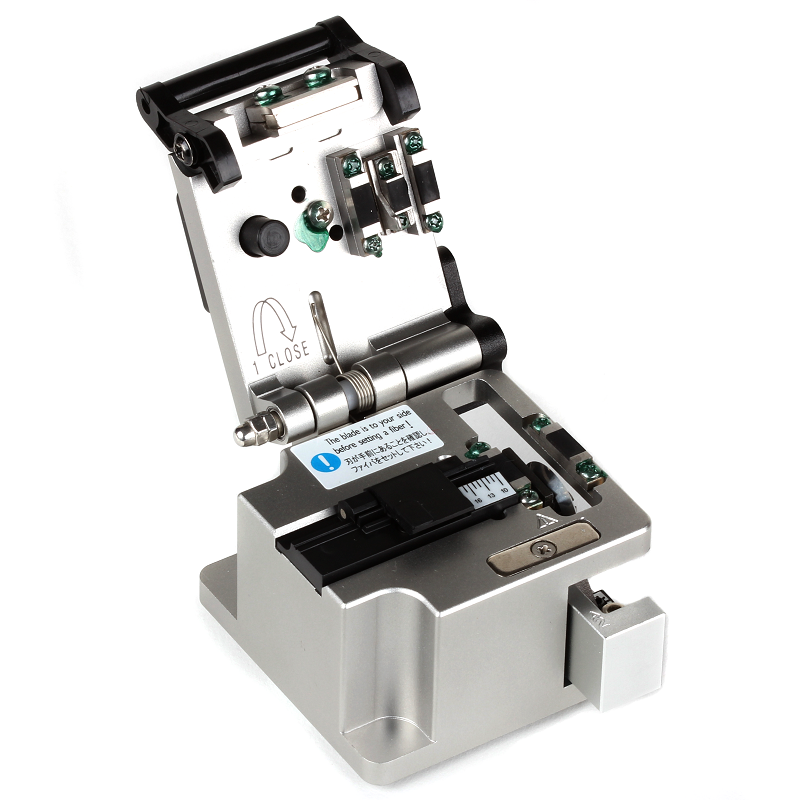 FC-700 Fiber Cleaver with Trash Can Carry Case