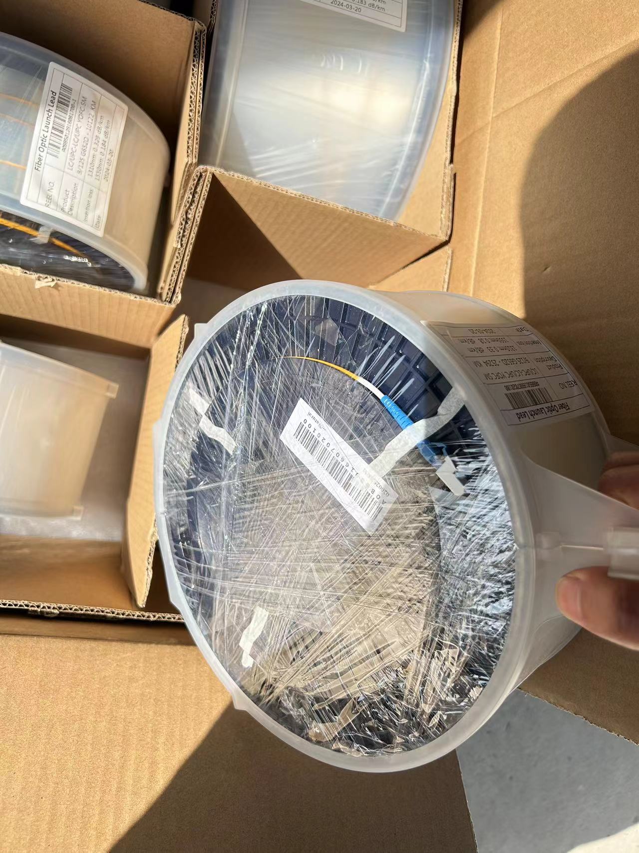 BFR-bare-fiber-reel-inside-with-protective-film-to-fix-the-fiber-view